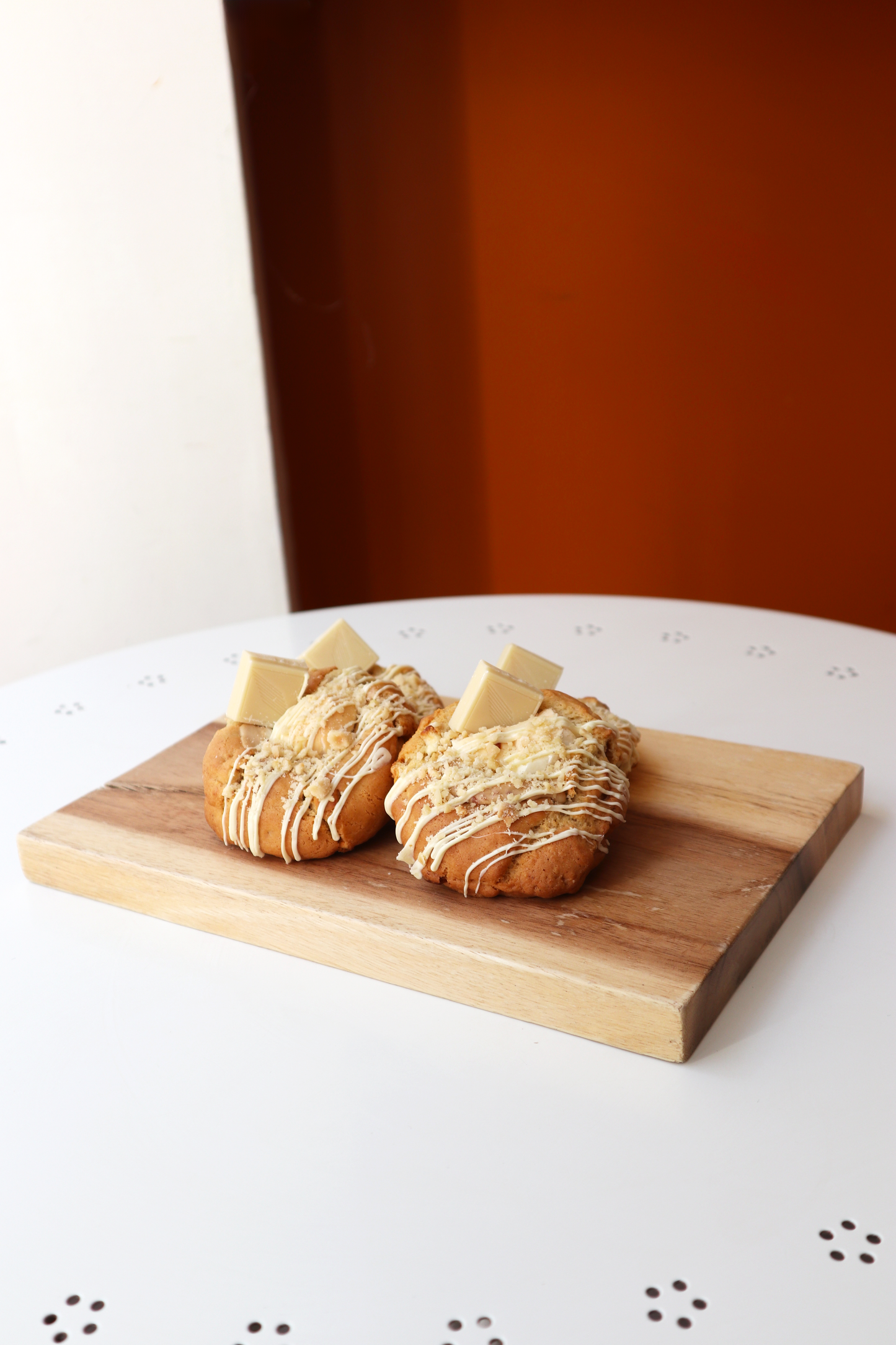 NY Style Cookies (Sweet White Chocolate) Box of 4