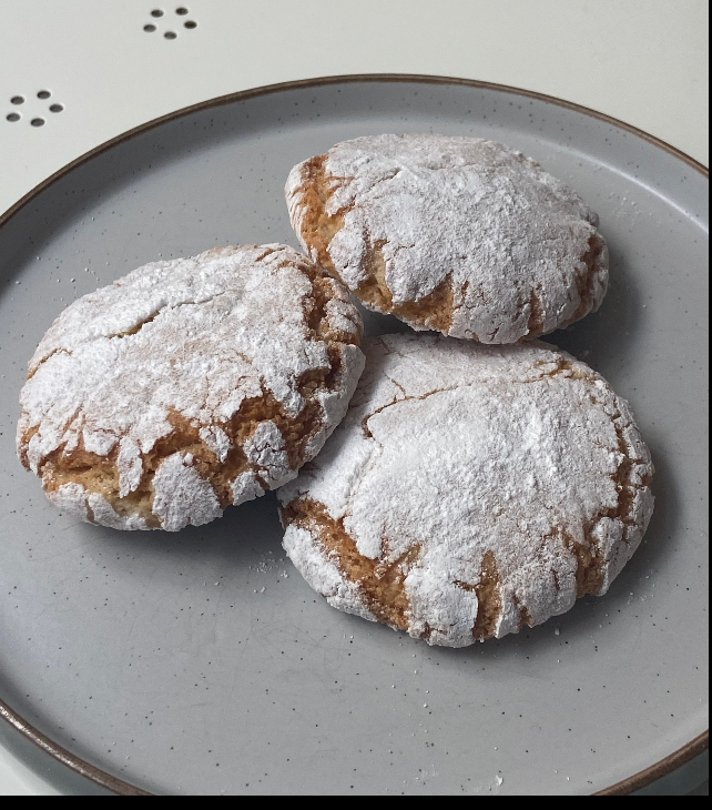 Amaretti Biscuits