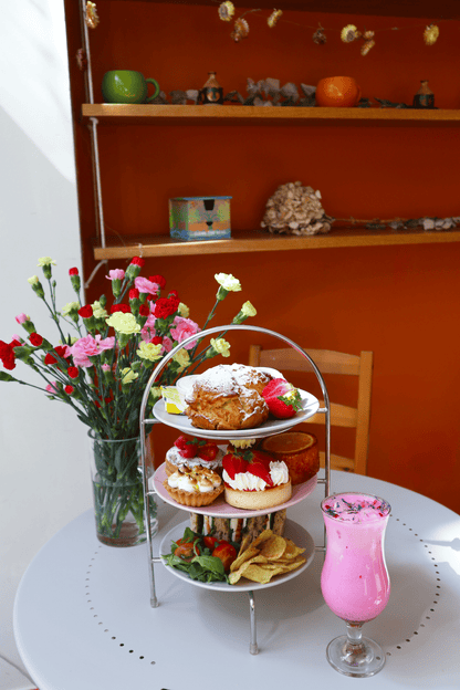Summer Afternoon Tea Eat In